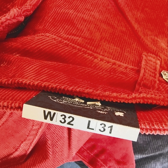 New Silver Jeans Suki Skinny Leg Curvy Fit  32 Red Soft Corduroy Stretch NWT - Picture 6 of 7